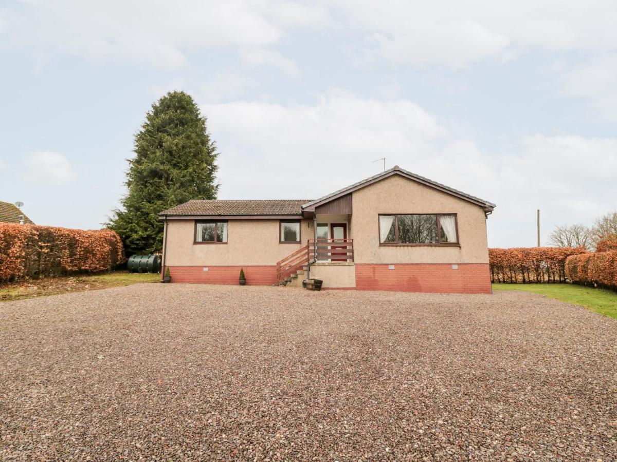 Broombaulks Farm Bungalow Jedburgh Exterior foto